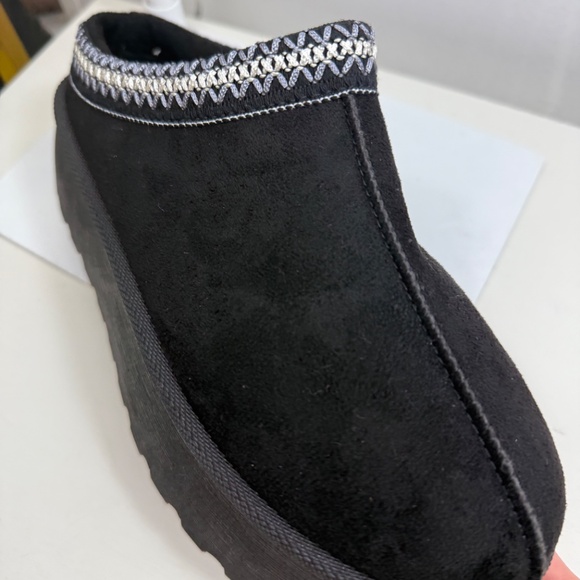 WOMEN BLACK  FUR PLATFORM SLIPPERS 2078 - Picture 3 of 7